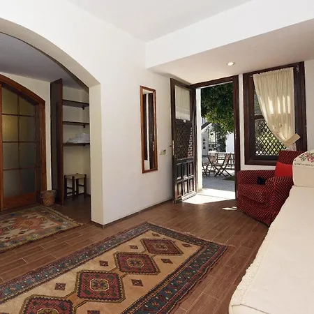 Villa Konak Hotel Szálloda